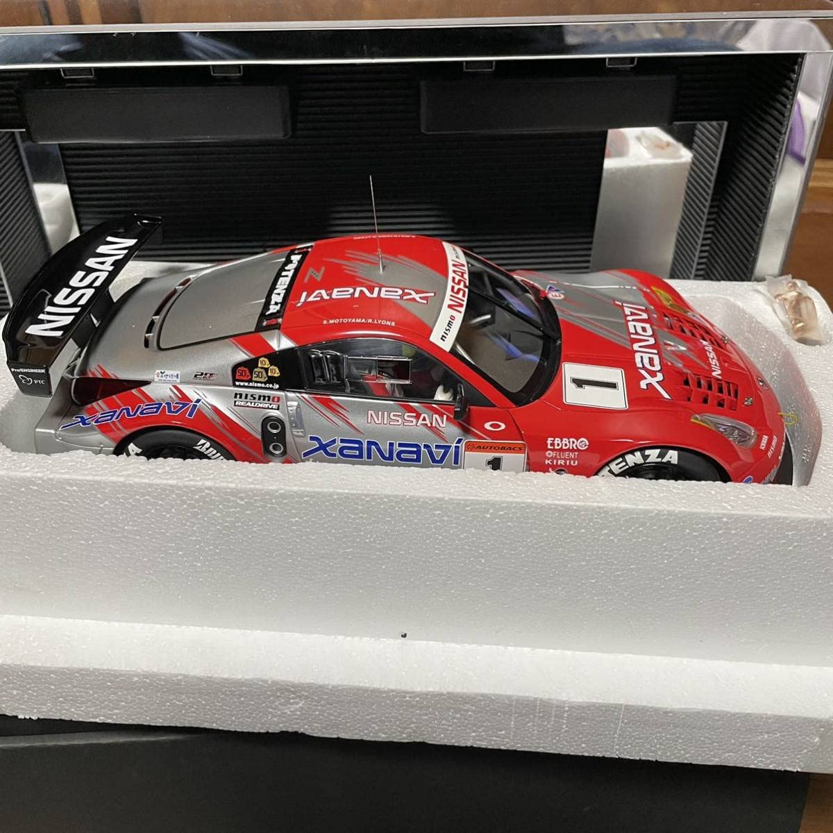2004 JGTC 未展示品 オートアート1/18 Xanavi NISMO Z 2005 ザナヴィ